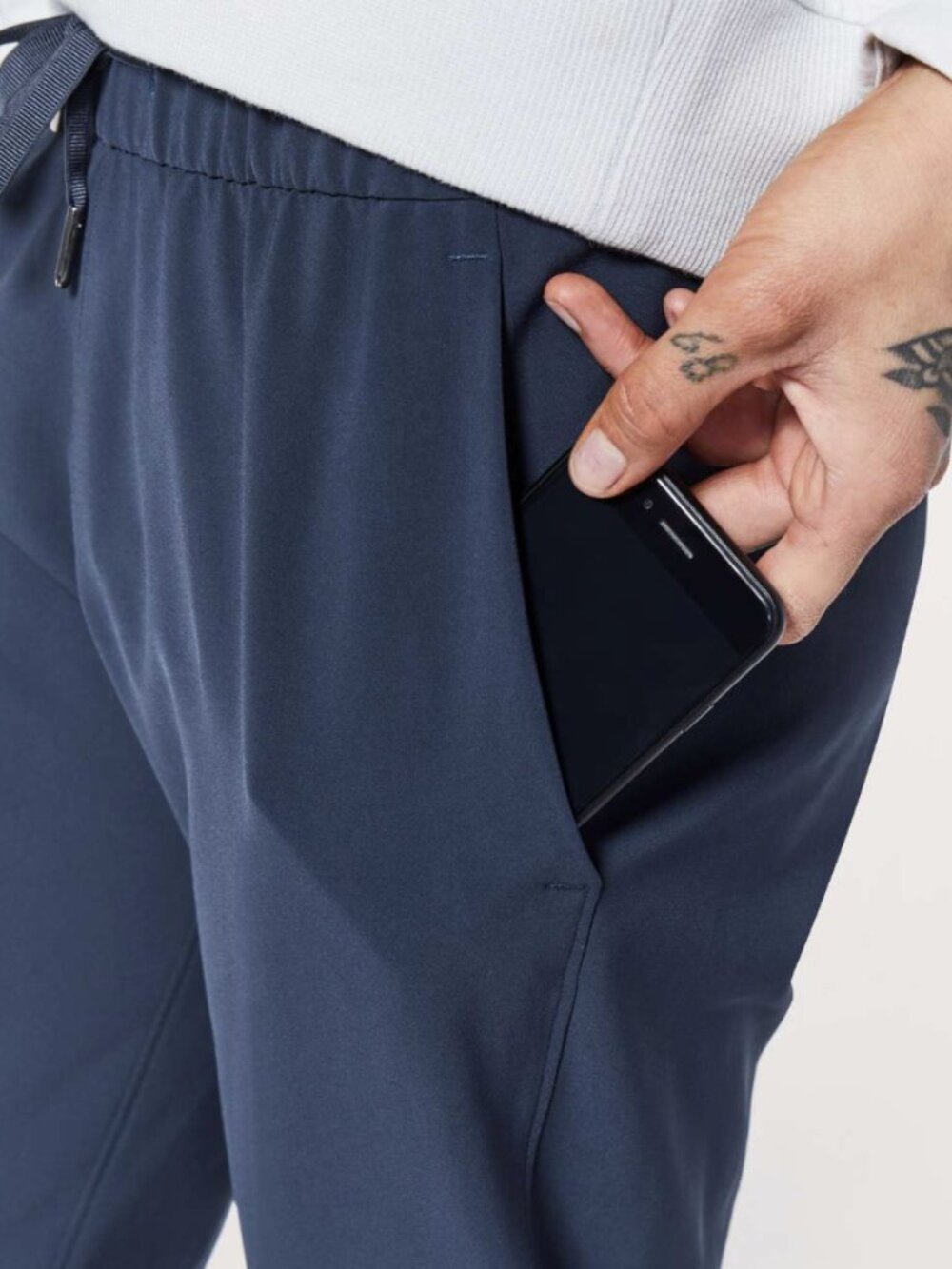 Lululemon On The Fly Pant *Woven 28" True Navy - Picture 5 of 9